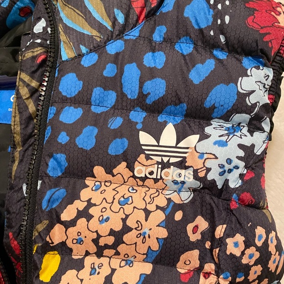 Adidas hooded floral vest - Picture 2 of 4